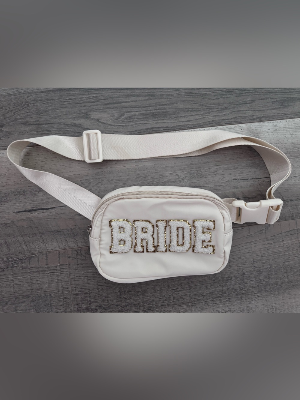 💍 White 'BRIDE' Embellished Crossbody Belt Bag